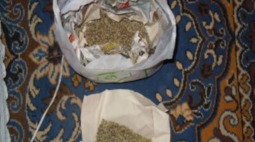 Amasya&rsquo;da 1,5 Kilo Esrar Ele Ge&ccedil;irildi