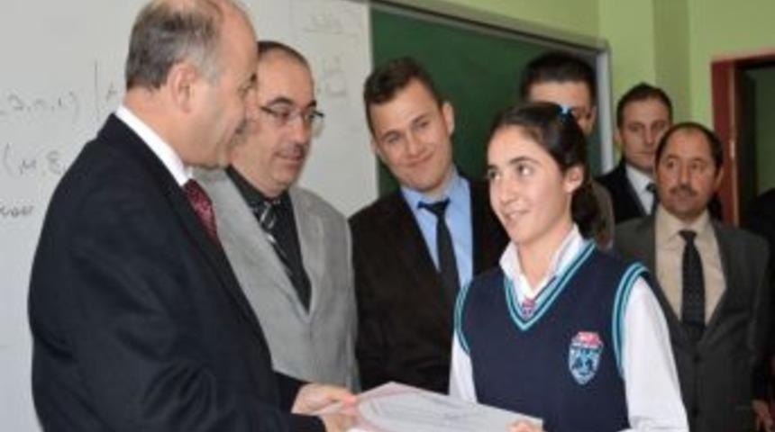 Ardahan&rsquo;ın &lsquo;Fatih&rsquo;leri Akıllı Tabletlerine Kavuştu