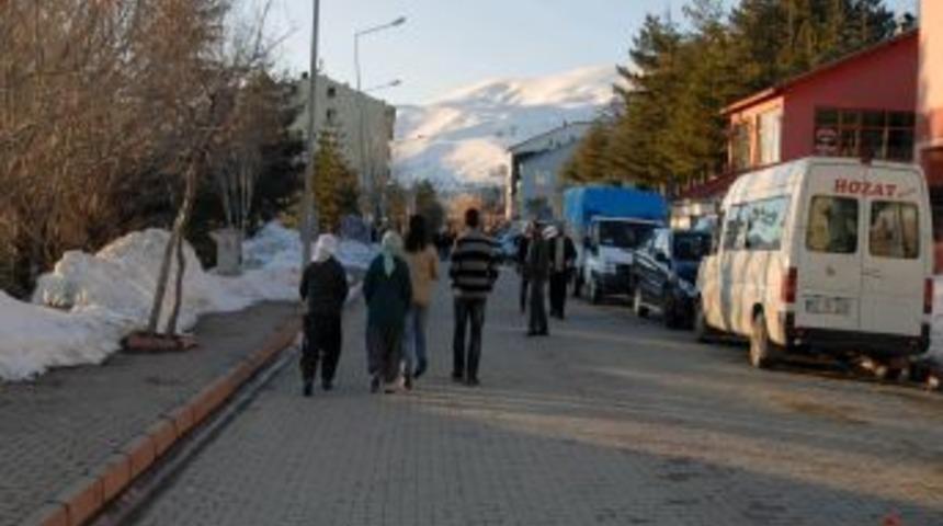 Hozat Il&ccedil;esinde Kadınların Sayısı Erkeklerin &Uuml;&ccedil;te Biri Kadar