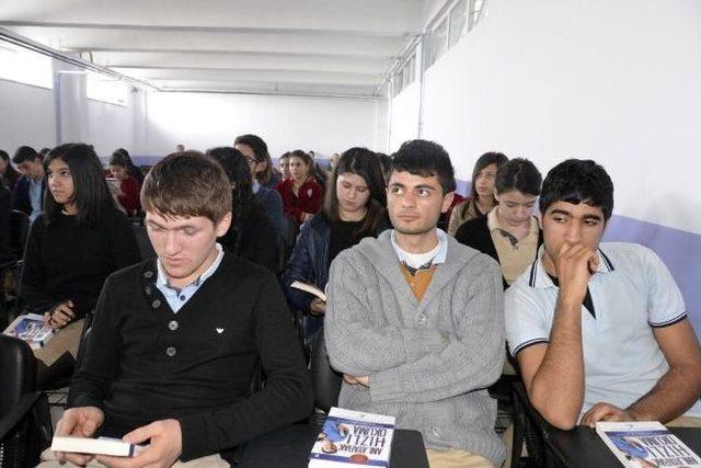 Lise Öğrencilerine Hızlı Okuma Teknikleri Semineri