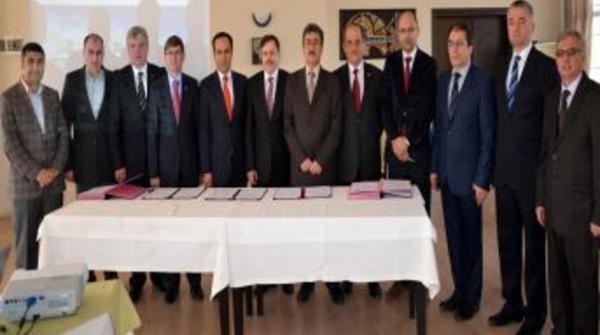 Uşak &Uuml;niversitesi Teknoloji Geliştirme B&ouml;lgesi'nin Protokol&uuml; Imzalandı