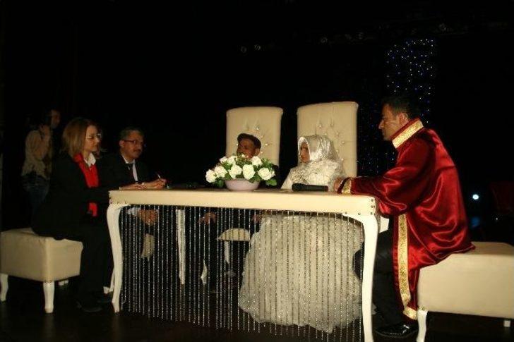 14 Şubat Sevgililer Gününü Nikah Tazeleyerek Kutladılar G5