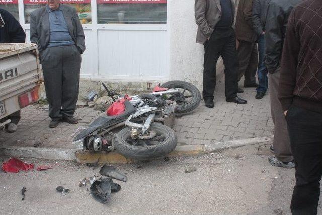 Uzunköprü'de Motosiklet Kazası - 1 Ölü 1 Yaralı