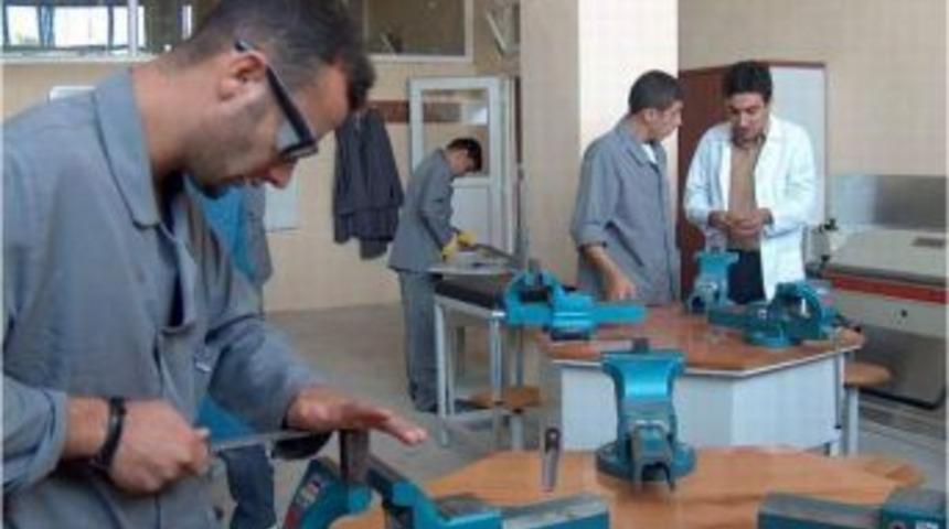 Mesleki Eğitim Merkezlerinde Kayıtlar, 15 Şubat'ta Sona Erecek