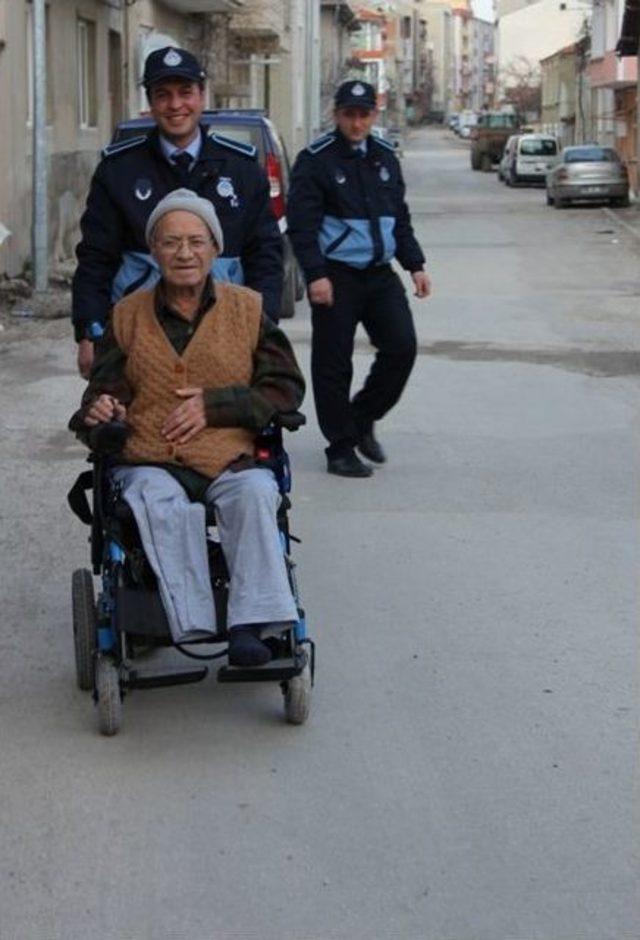 Kırklareli Belediyesi’nden Akülü Sandalye 1