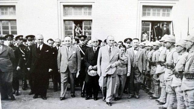 Malatyapark ta Atatürk Fotoğrafları Sergisi Açıldı 2
