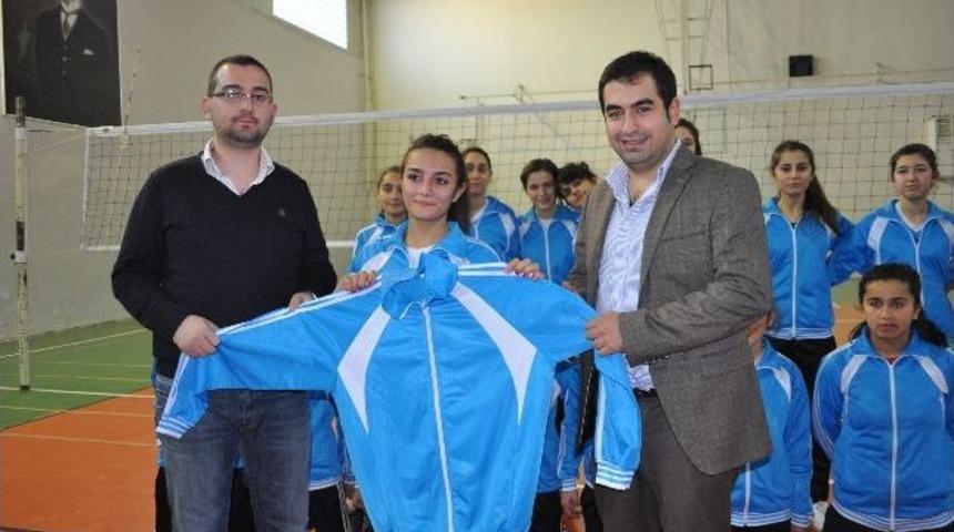 Bafralı Voleybolcuların Hedefi 3. Lig