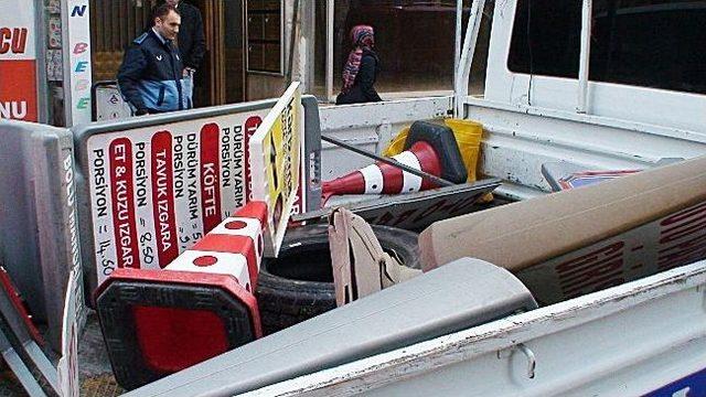 Zabıtadan Tabela Operasyonu 1