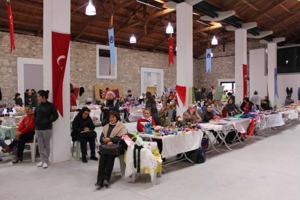 Kadın &Uuml;retici Pazarı'nda Organik Tarım Bilgilendirmesi Yapıldı