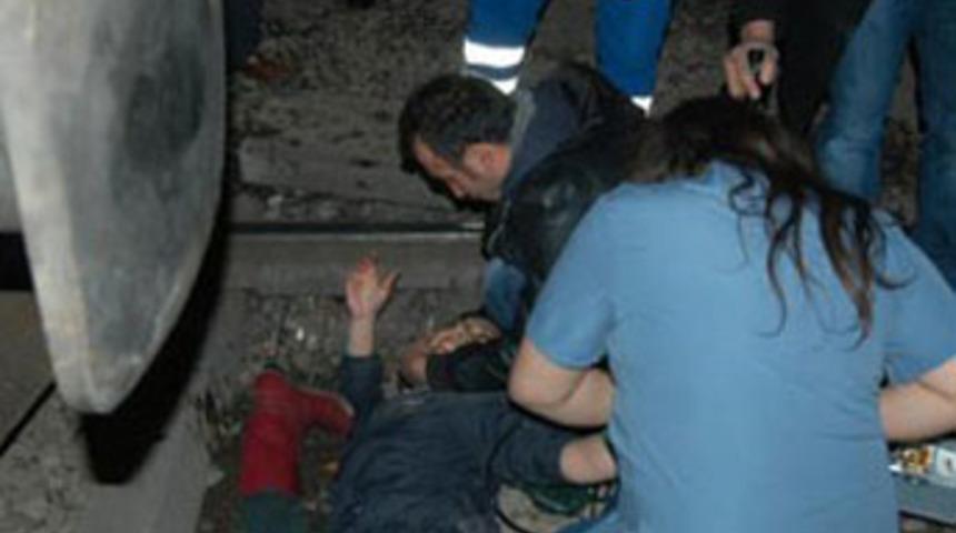 Tren rayları &uuml;zerinde can pazarı