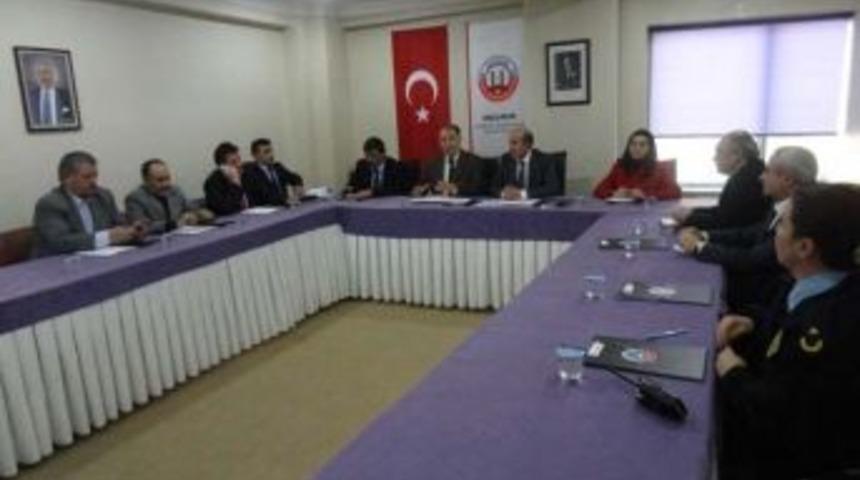 Servis Şof&ouml;rlerinin Eğitimi Konusunda Eesob&rsquo;da İstişare Toplantısı D&uuml;zenlendi