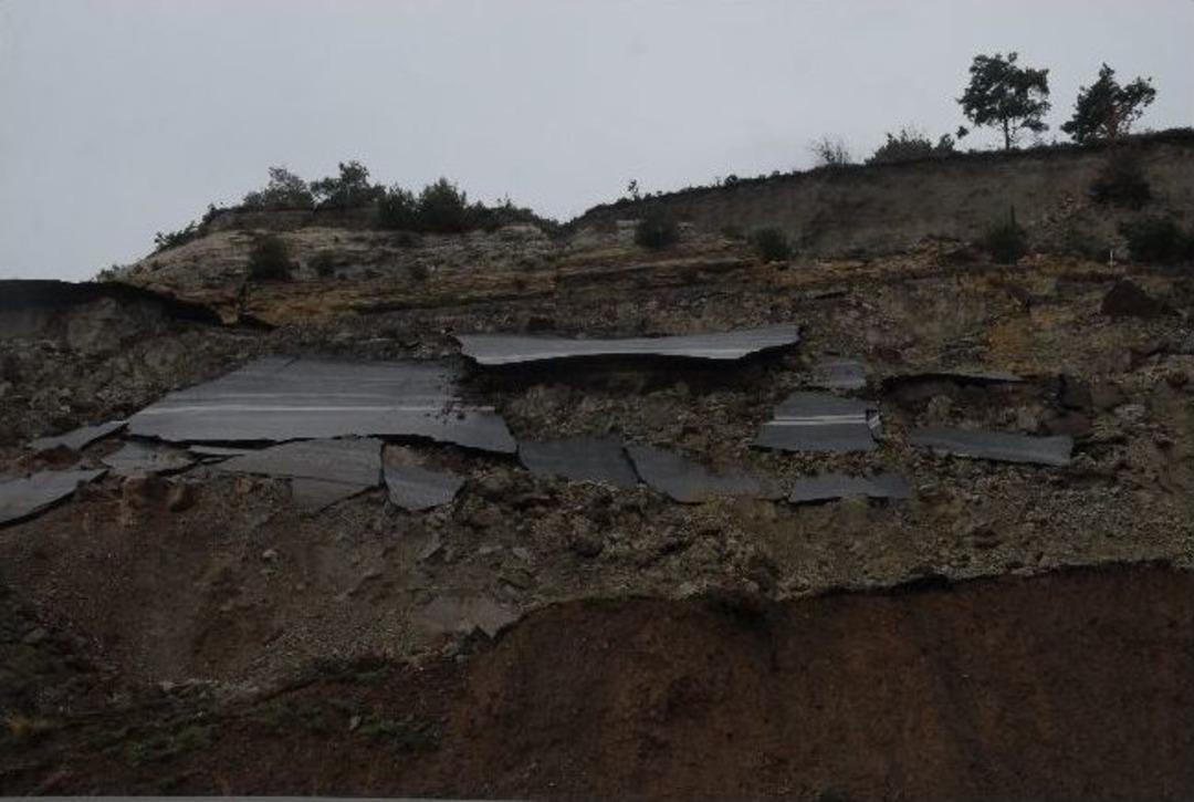 Heyelan Felaketinin Boyutu G&uuml;nd&uuml;z Ortaya &Ccedil;ıktı