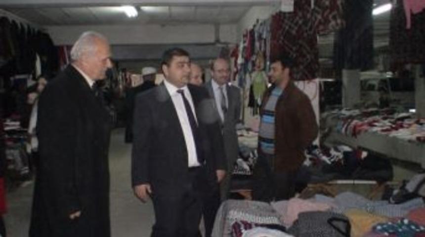 Bor&ccedil;ka Kaymakamı Kızıltoprak Esnafı Ziyaret Etti