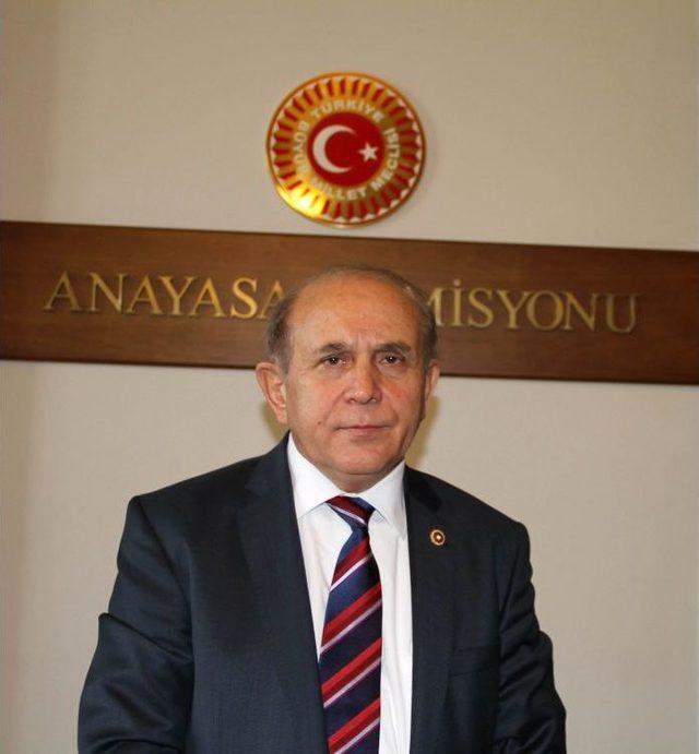 TBMM Anayasa Komisyonu Başkanı Kuzu: Postal Kokusu Hala Anayasa nın Içinde 2