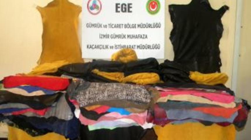 İzmir'de Ka&ccedil;ak Kuzu Derisi Eşya Operasyonu