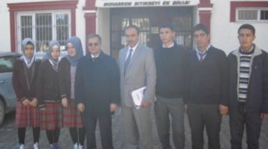 Vali Tapsız, Anadolu İmam Hatip Lisesini Ziyaret Etti