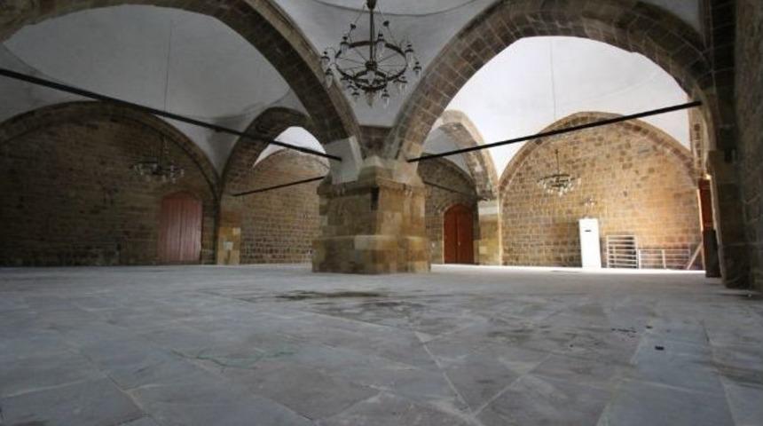 Taşhan, Bayburt Belediyesinin Kontrol&uuml;ne Ge&ccedil;ti