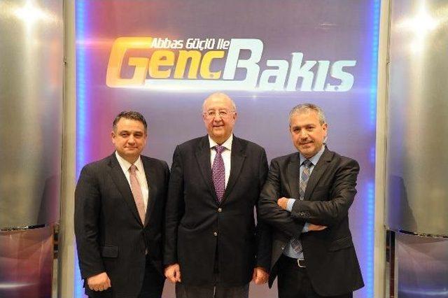 Gen&ccedil; Bakış Sakarya &Uuml;niversitesi nde 1