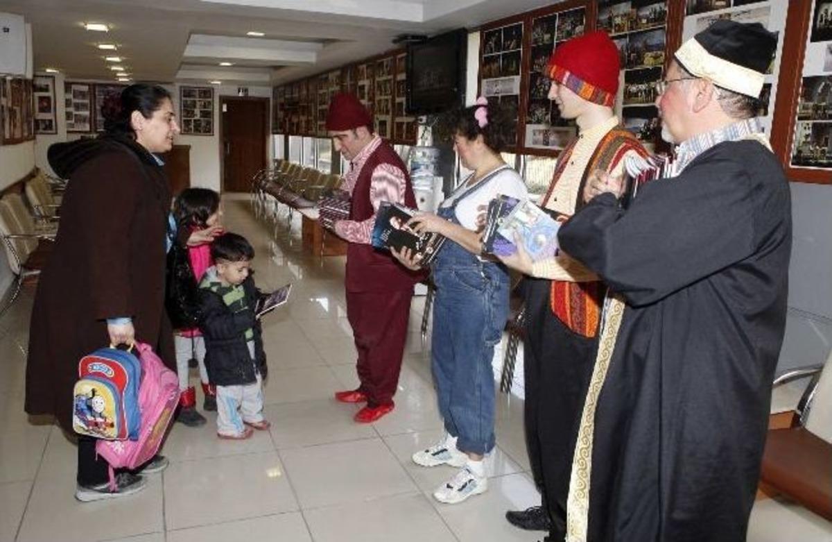 Yenimahalleli Miniklere &Ccedil;evre Temalı Oyun