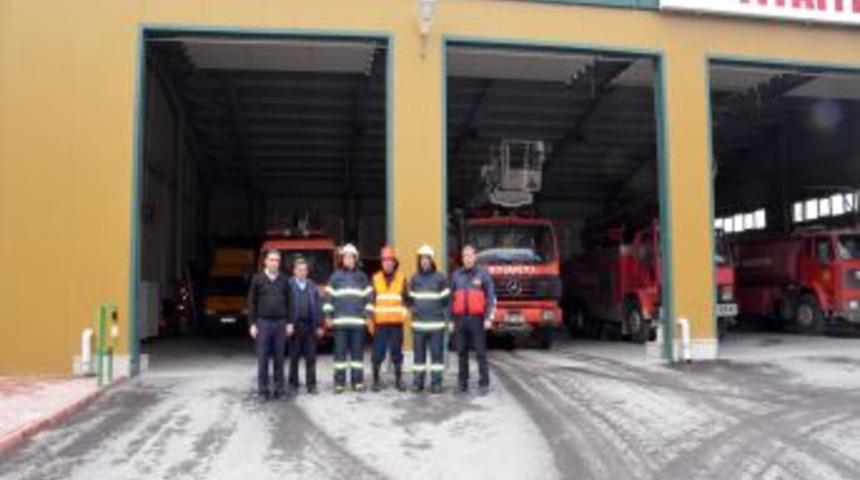 İtfaiye Vatandaştan Yol Istiyor!