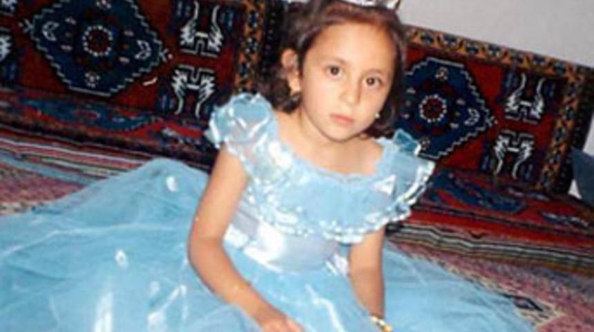 Hastanede 8 saat &ouml;l&uuml;m&uuml; bekledi