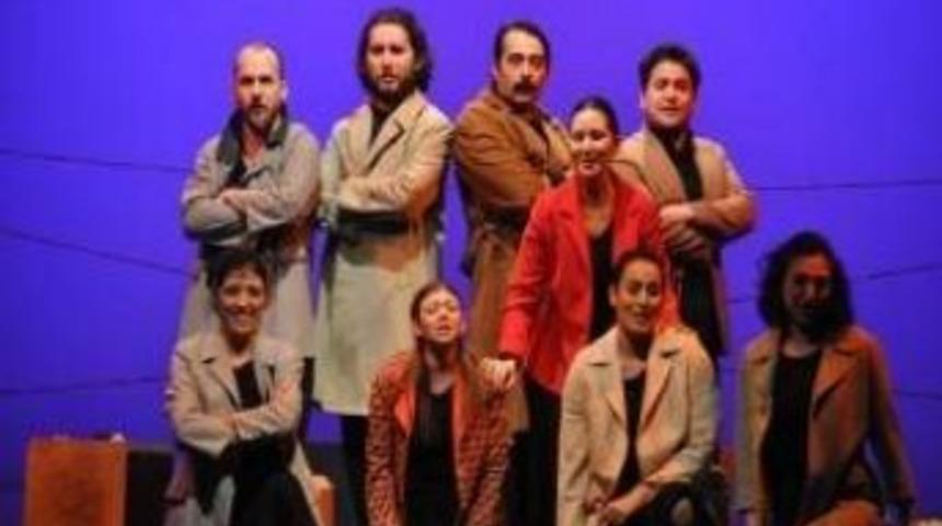 Tiyatro Anadolu'nun &Uuml;cretsiz Oyunları B&uuml;y&uuml;k İlgi G&ouml;rd&uuml;