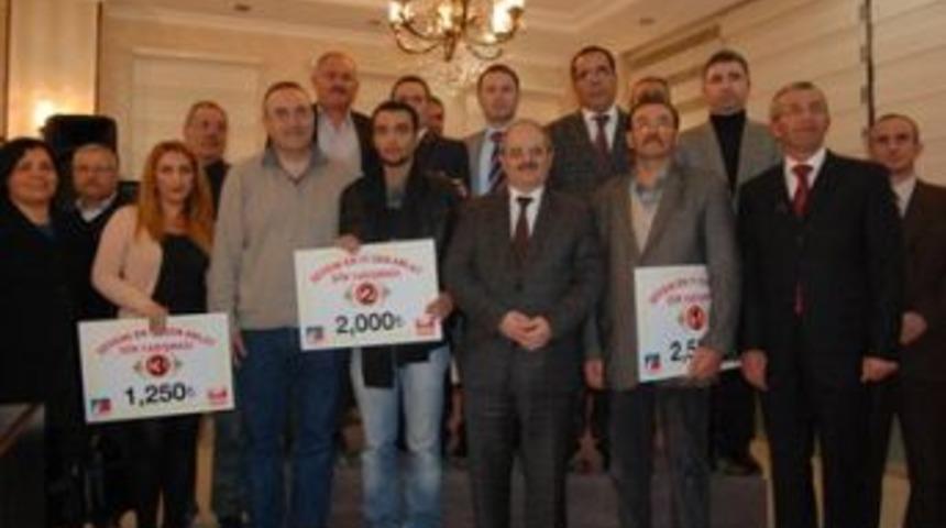 Sevgililer G&uuml;n&uuml;&rsquo;nde şiirler yarıştı