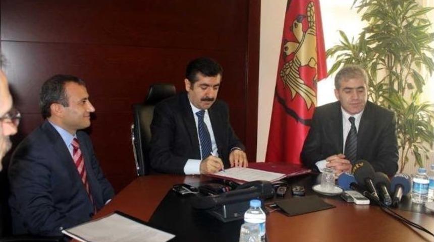 Erzurumlu İş Adamından Seydişehir&rsquo;e K&uuml;t&uuml;phane Ve Okul