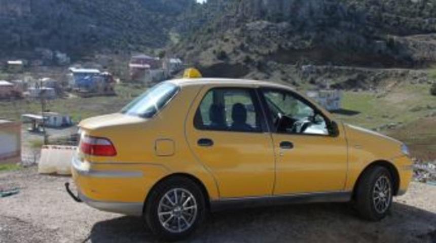 Silifke'de Yol Kesen Şahıslar Bir Kişiyi T&uuml;fekle Yaraladı