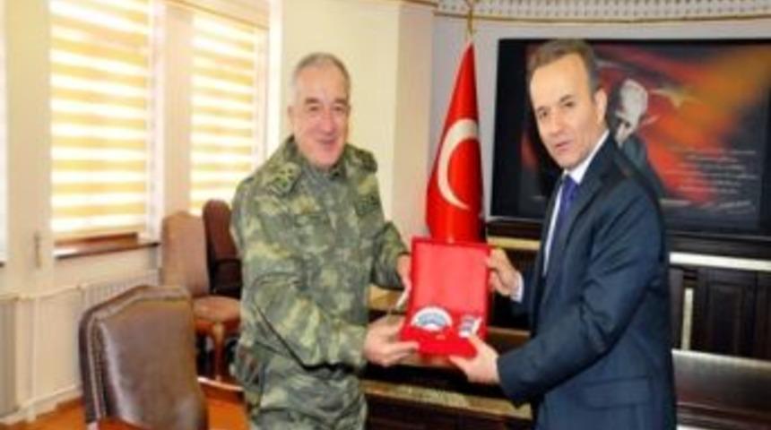 8.Kolordu Komutanı'ndan Vali G&uuml;ner&rsquo;e Ziyaret