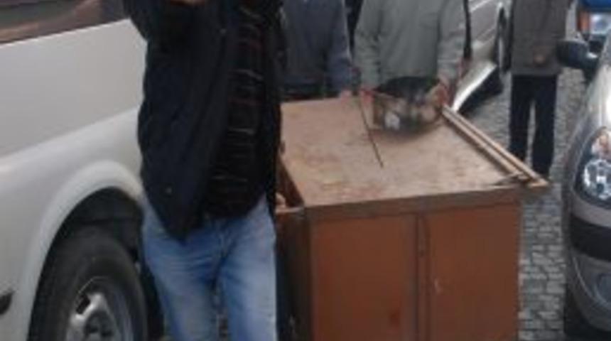 Zabıta M&uuml;d&uuml;r&uuml; Bı&ccedil;aklandı, Şehirde Seyyar Satıcı Kalmadı