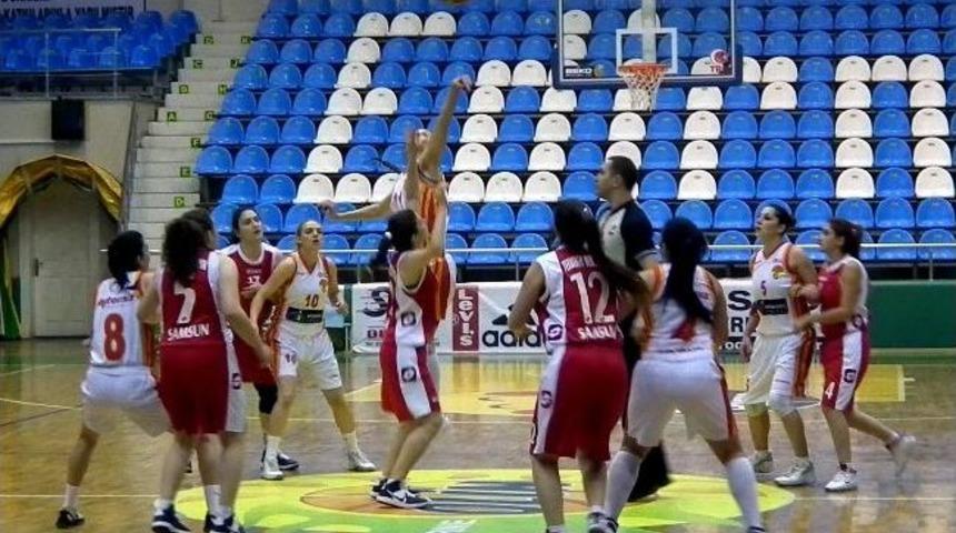 Edirnespor Kadın Basketbol Takımı Normal Sezonun Son Ma&ccedil;ına &Ccedil;ıkıyor