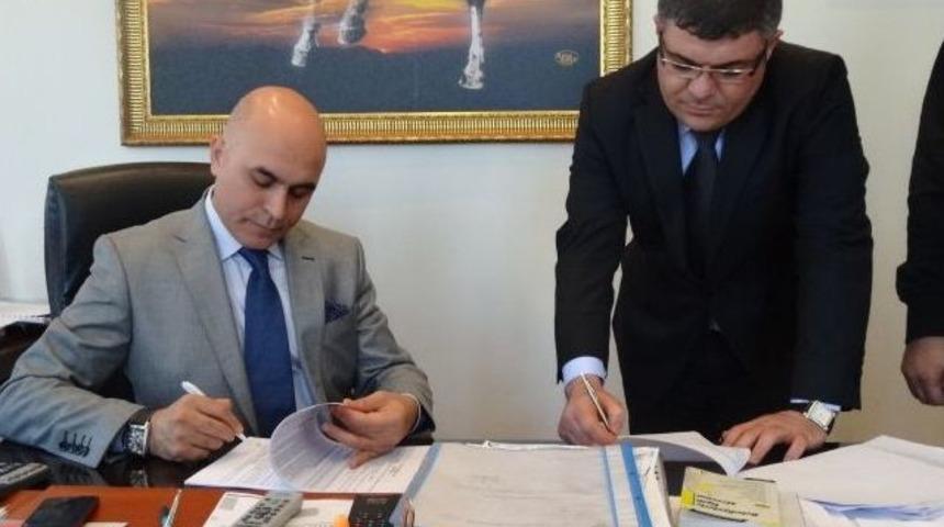 Yakutiye Belediyesi&rsquo;nde Toplu S&ouml;zleşme Sevinci