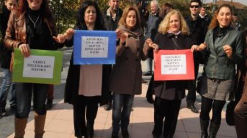 Yalovalı Kadınlardan Danslı Protesto