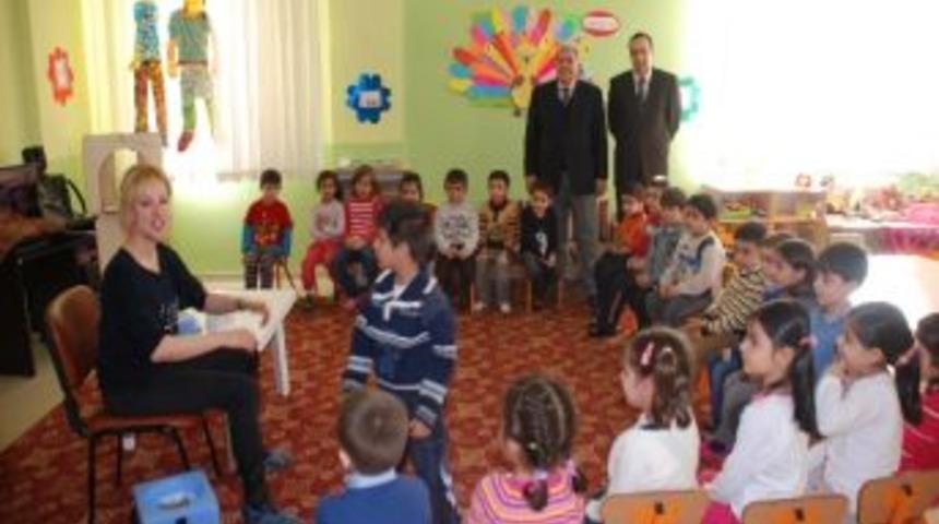 Minik &Ouml;ğrencilere Kızamık Aşısı