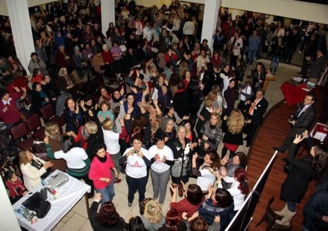 Ak&ccedil;ay&rsquo;da 14 Şubat Buuşması