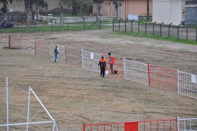 Develer Nazillili Öğrencilere Burs Sağlamak İçin Güreşecek