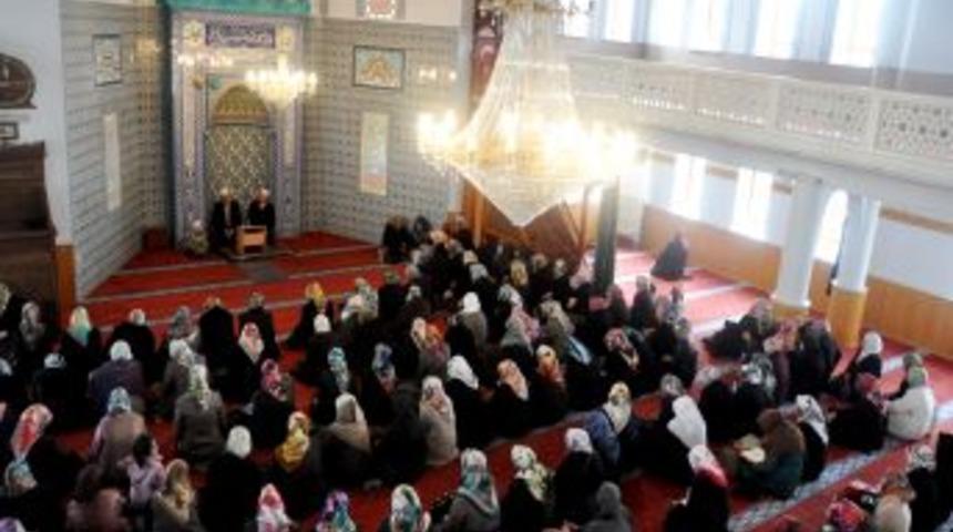 Hayırsever Rahime Batu I&ccedil;in Mevlid Okutuldu