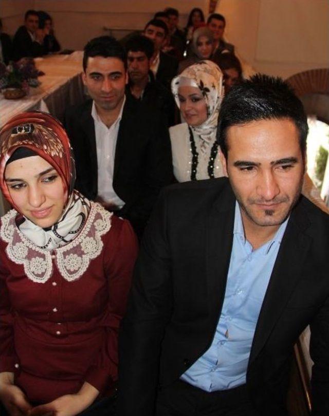 Vali Harput 14 Şubat ta 14 &Ccedil;iftin Nikah Şahidi Oldu 1