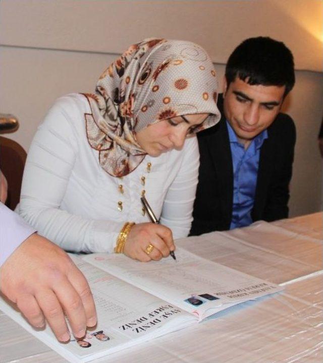 Vali Harput 14 Şubat ta 14 &Ccedil;iftin Nikah Şahidi Oldu 2