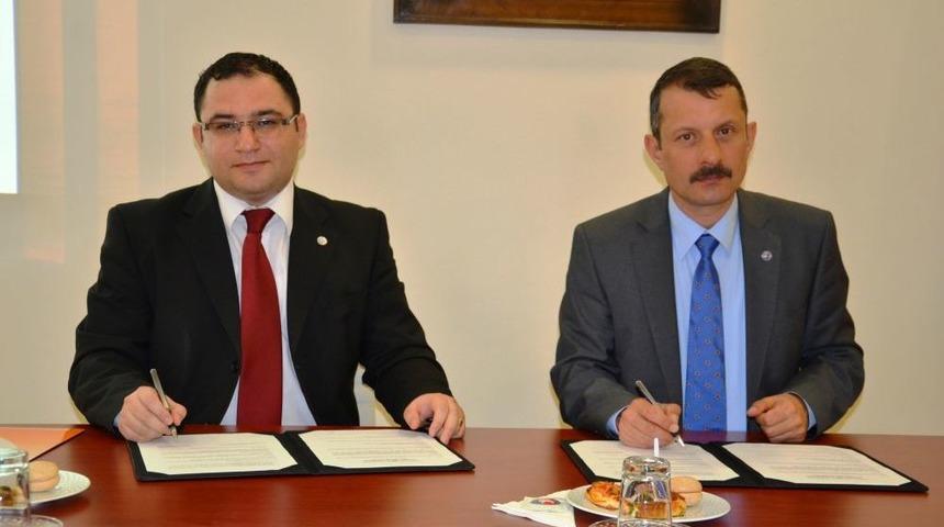 Hastalara M&uuml;zikli Tedavi