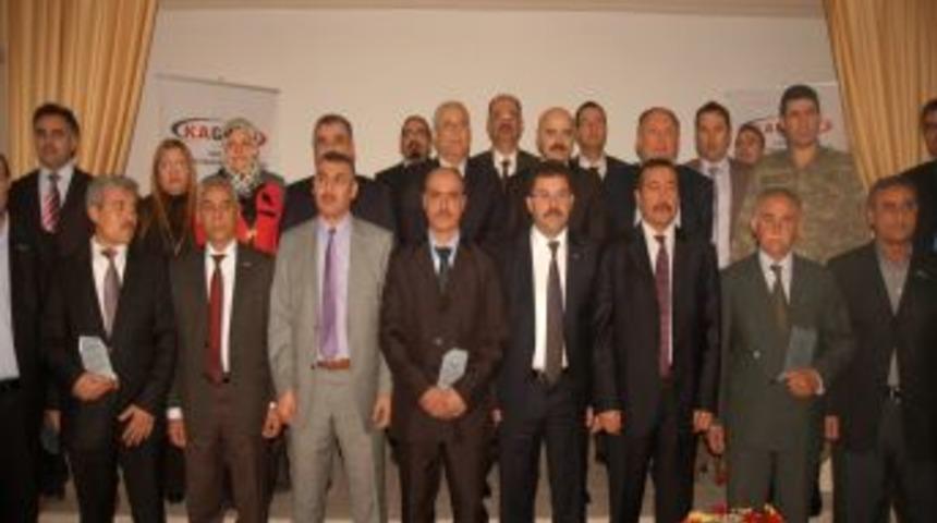 KAGİAD'ın Başarılı Kursiyerleri Belgelerini Aldı