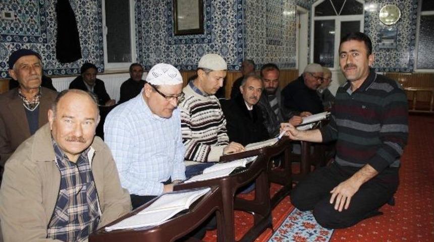 Dinar&rsquo;da Kur&rsquo;an Kursları Devam Ediyor