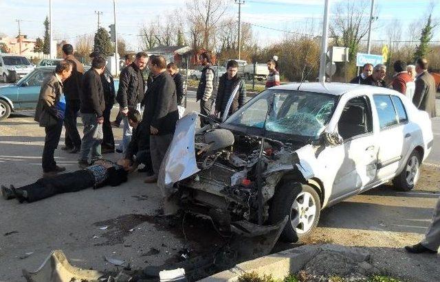 Çarşamba’da Trafik Kazası: 2 Yaralı 1