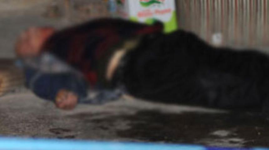 Eskişehir'de bı&ccedil;aklı dehşet; 1 &ouml;l&uuml;, 1 yaralı