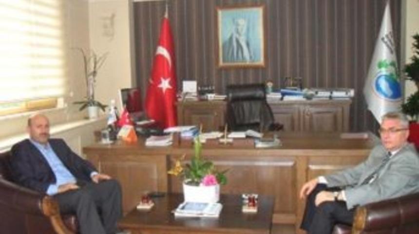 T&uuml;rkyılmaz&rsquo;dan &Ouml;zder&rsquo;e İade-i Ziyaret