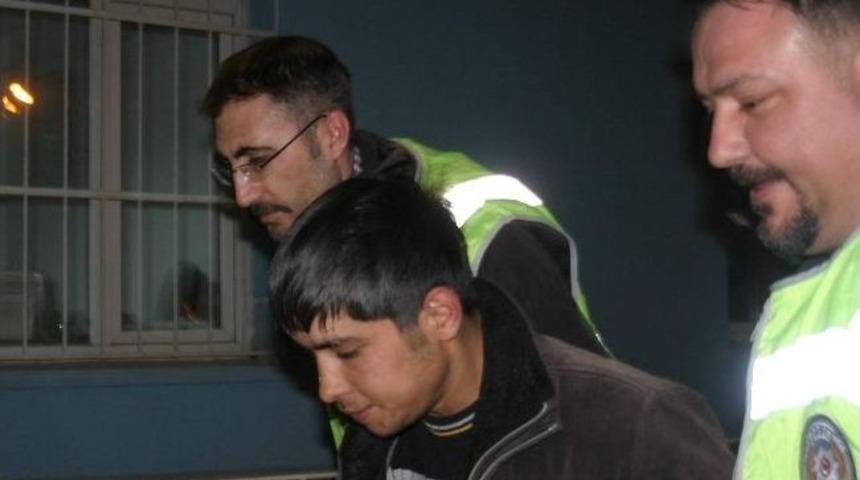 Yardım Kutularını &Ccedil;aldı