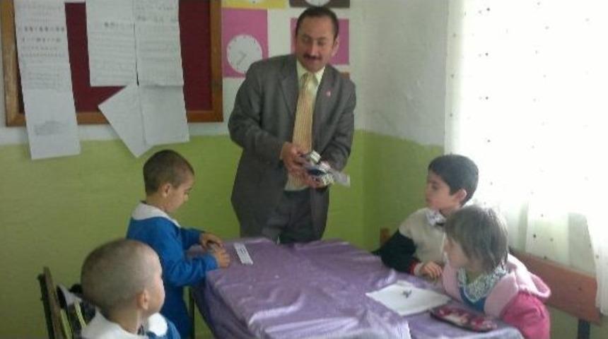 Eğitim G&ouml;n&uuml;ll&uuml;leri K&ouml;y Okullarında