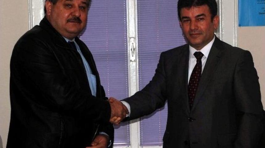 Eski Mahkumların &Ccedil;ocuklarına Kırtasiye Yardımı