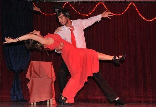 Aliağa Belediyesi, Salsa Ve Tango Kursları Başlatıyor